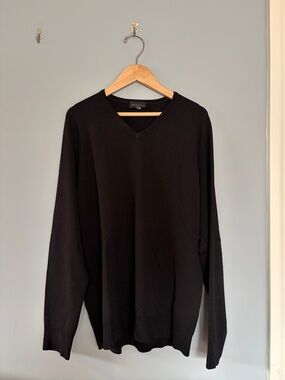 Glenbrae V-Neck Unisex Sweater - 100% lightweight Merino